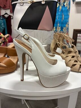 Women shoes
